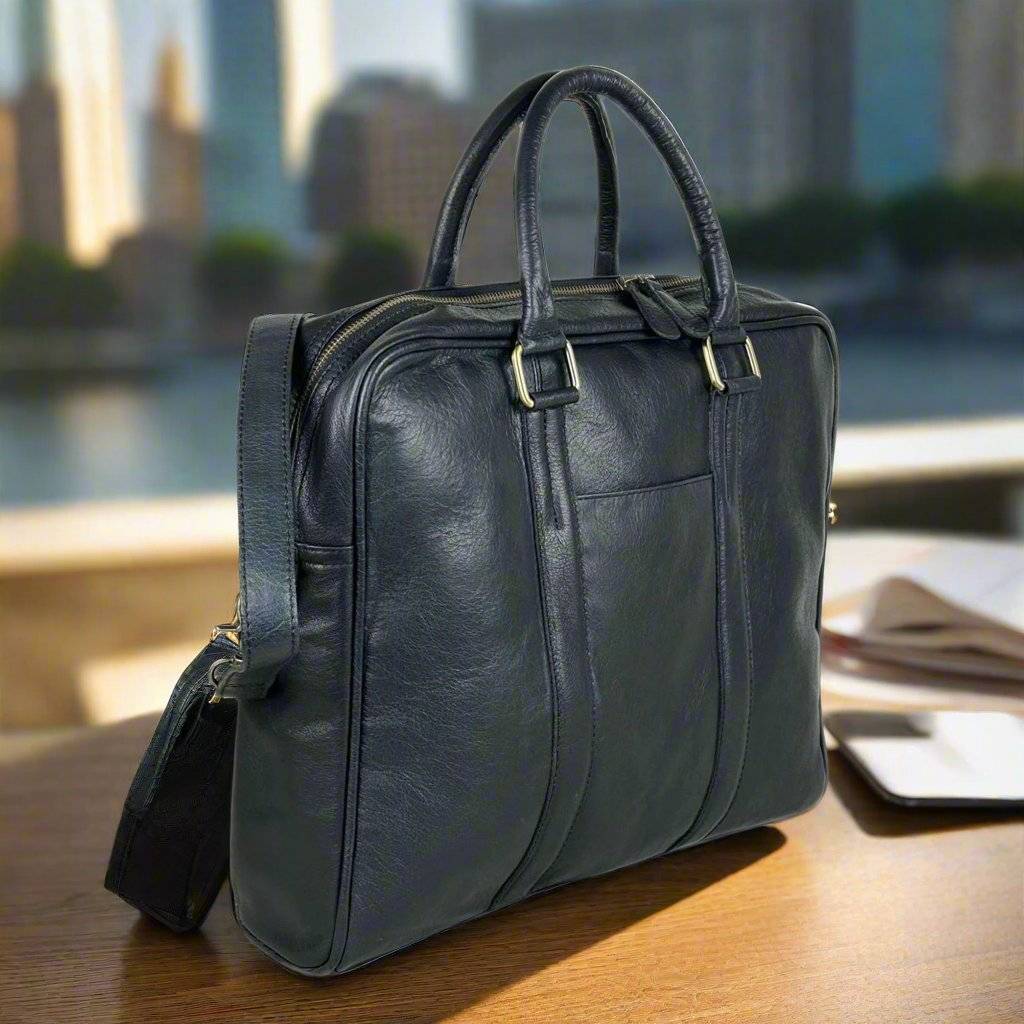 The Signature Messenger Bag Men Black-1