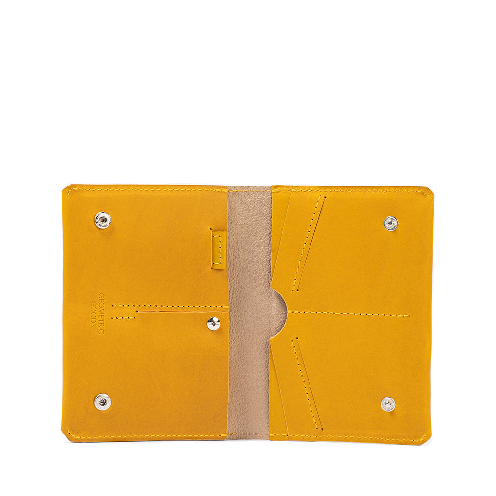 Leather AirTag Travel Wallet (OUTLET)-14